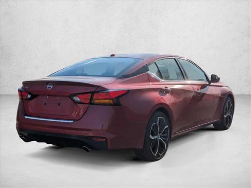 2023 Nissan Altima SR FWD