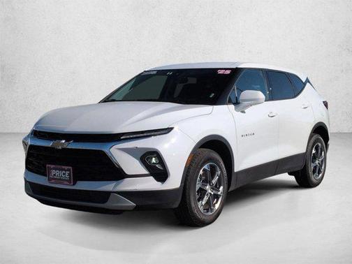 Summit White 2025 Chevrolet Blazer 2LT