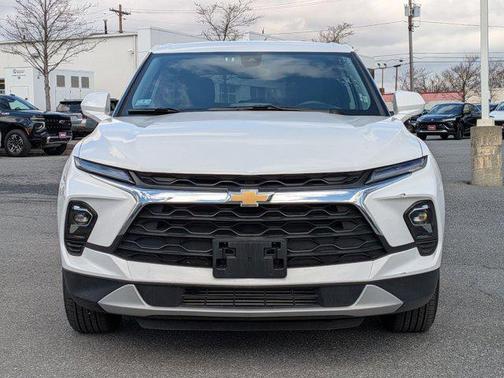 Summit White 2025 Chevrolet Blazer 2LT