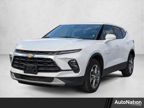 Summit White 2025 Chevrolet Blazer 2LT