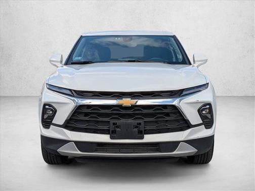 Summit White 2025 Chevrolet Blazer 2LT