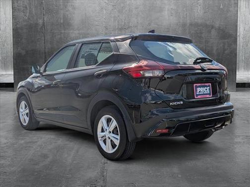 2022 Nissan Kicks S