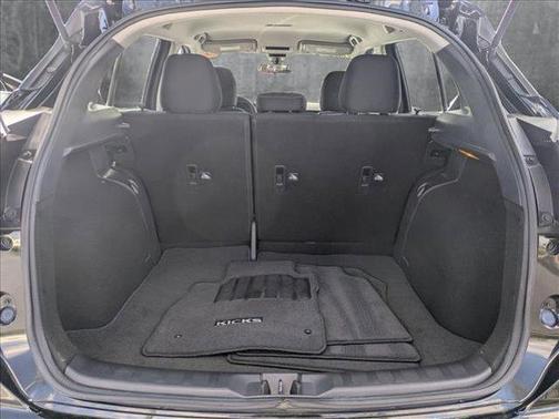 2022 Nissan Kicks S
