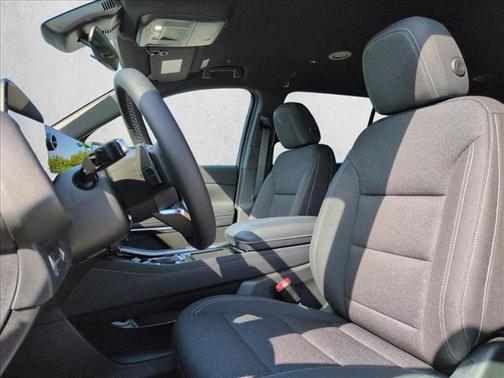Mosaic Black Metallic 2026 Chevrolet Traverse LT