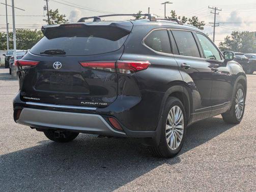 2020 Toyota Highlander Platinum