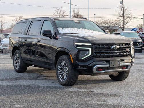 2025 Chevrolet Suburban 4WD Z71