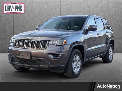 Photo 1 of 16 of 2017 Jeep Grand Cherokee Laredo