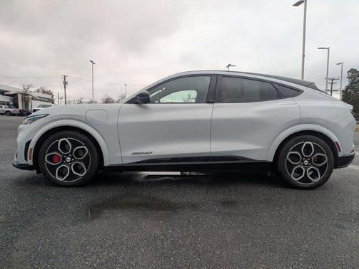 2022 Ford Mustang Mach-E GT