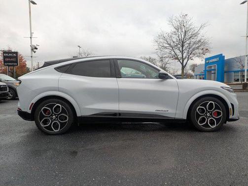 2022 Ford Mustang Mach-E GT