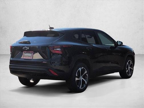 Mosaic Black Metallic 2026 Chevrolet Trax FWD 1RS