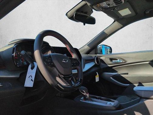 Mosaic Black Metallic 2026 Chevrolet Trax FWD 1RS