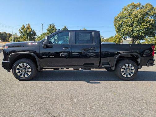 2025 Chevrolet Silverado 2500 Custom