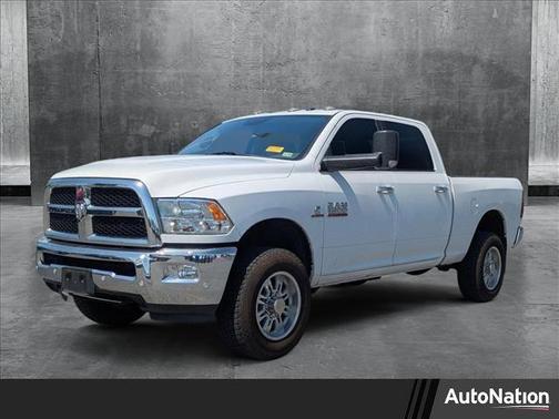 2018 RAM 3500 SLT Crew Cab 4x4 6'4' Box