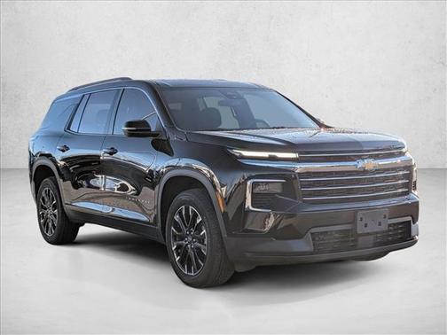 Mosaic Black Metallic 2025 Chevrolet Traverse LT