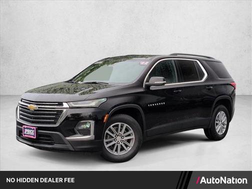 Mosaic Black Metallic 2022 Chevrolet Traverse LT Cloth
