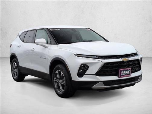 Summit White 2025 Chevrolet Blazer 2LT