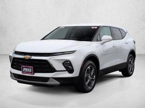 Summit White 2025 Chevrolet Blazer 2LT