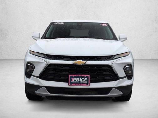 Summit White 2025 Chevrolet Blazer 2LT