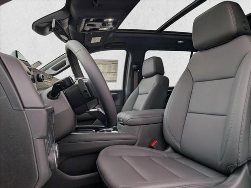 Summit White 2026 Chevrolet Suburban Z71, 4WD