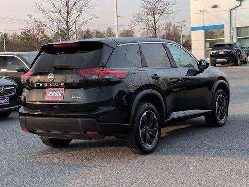 2024 Nissan Rogue SV