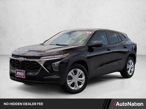 Mosaic Black Metallic 2024 Chevrolet Trax LS