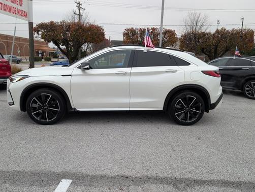 2023 INFINITI QX55 LUXE