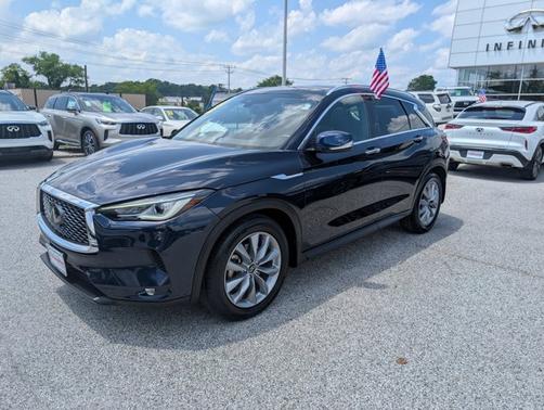 2022 INFINITI QX50 LUXE