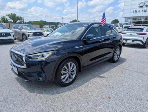 2022 INFINITI QX50 LUXE