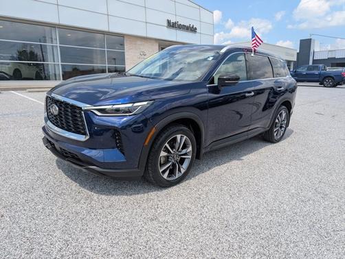 2024 INFINITI QX60 LUXE