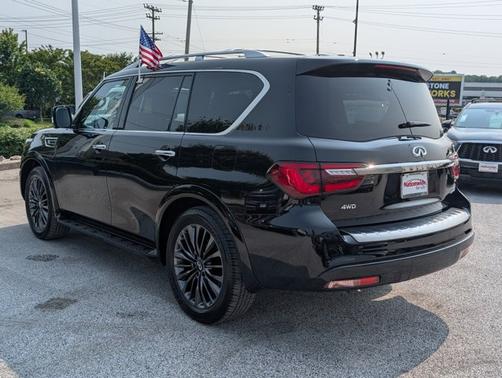 2024 INFINITI QX80 SENSORY