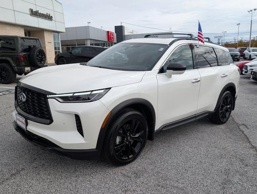 2025 INFINITI QX60 LUXE