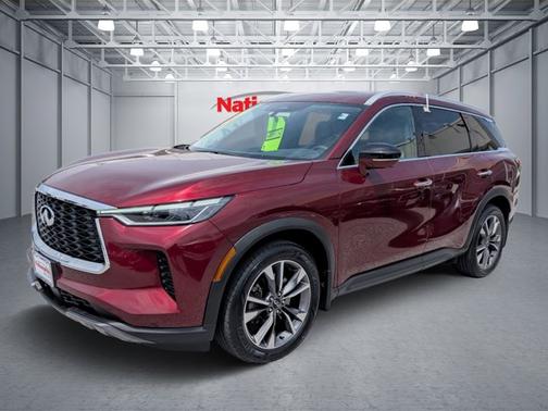 2022 INFINITI QX60 LUXE