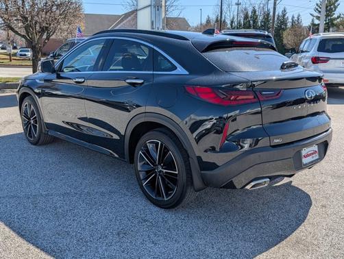 2022 INFINITI QX55 LUXE