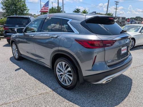 2023 INFINITI QX50 LUXE