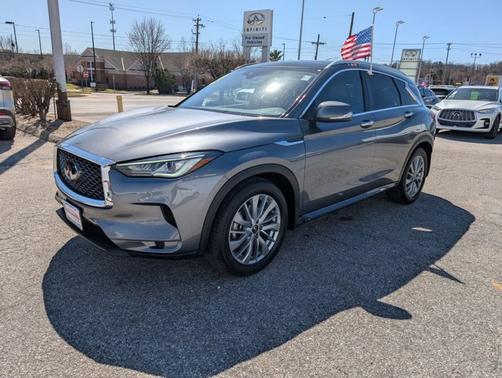 2023 INFINITI QX50 LUXE