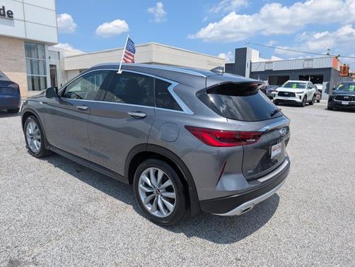 2022 INFINITI QX50 ESSENTIAL