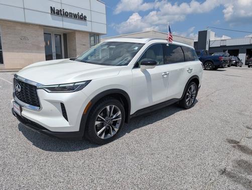 2023 INFINITI QX60 LUXE
