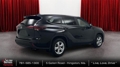 2024 Toyota Highlander LE