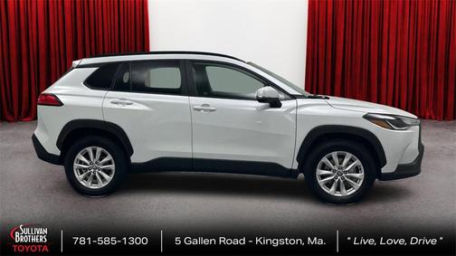 2022 Toyota Corolla Cross LE