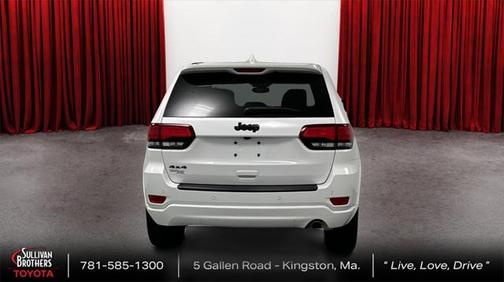 2022 Jeep Grand Cherokee Laredo