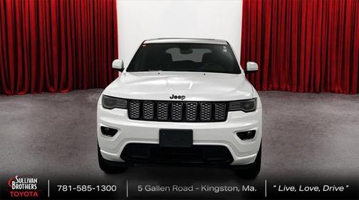 2022 Jeep Grand Cherokee Laredo