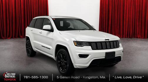 2022 Jeep Grand Cherokee Laredo