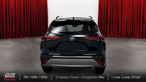 2023 Toyota Highlander Platinum