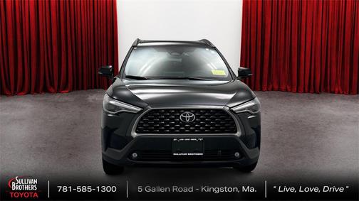 2025 Toyota Corolla Cross XLE