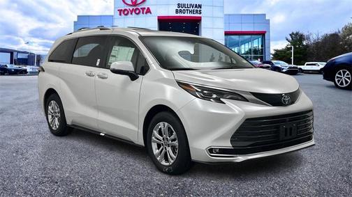 2024 Toyota Sienna Platinum