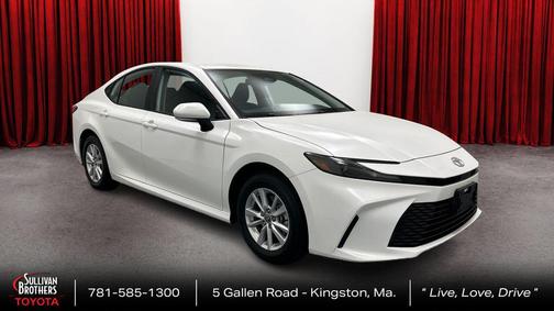Ice Cap 2025 Toyota Camry LE