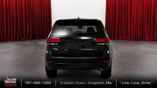 2022 Jeep Grand Cherokee Laredo