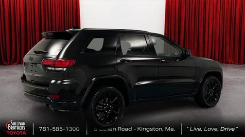2022 Jeep Grand Cherokee Laredo