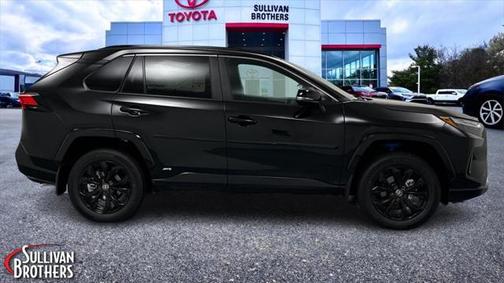2024 Toyota RAV4 Hybrid SE