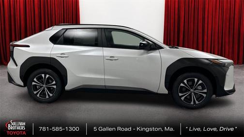 2025 Toyota bZ4X XLE